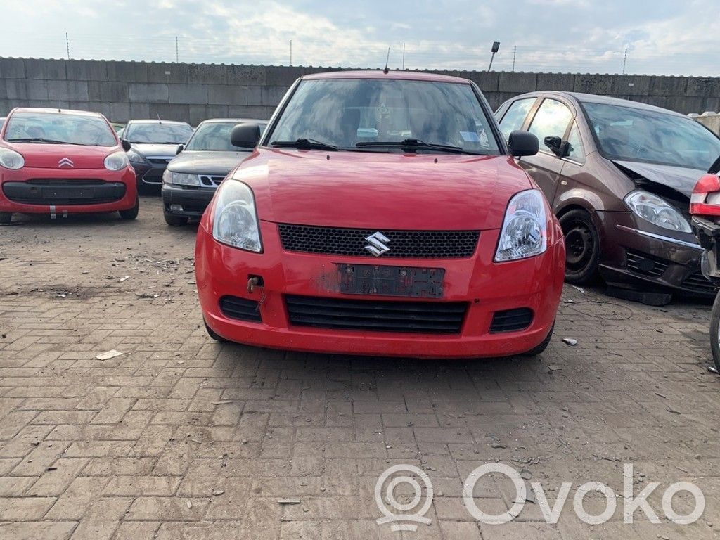 Suzuki Swift I Achsschenkel vorne 