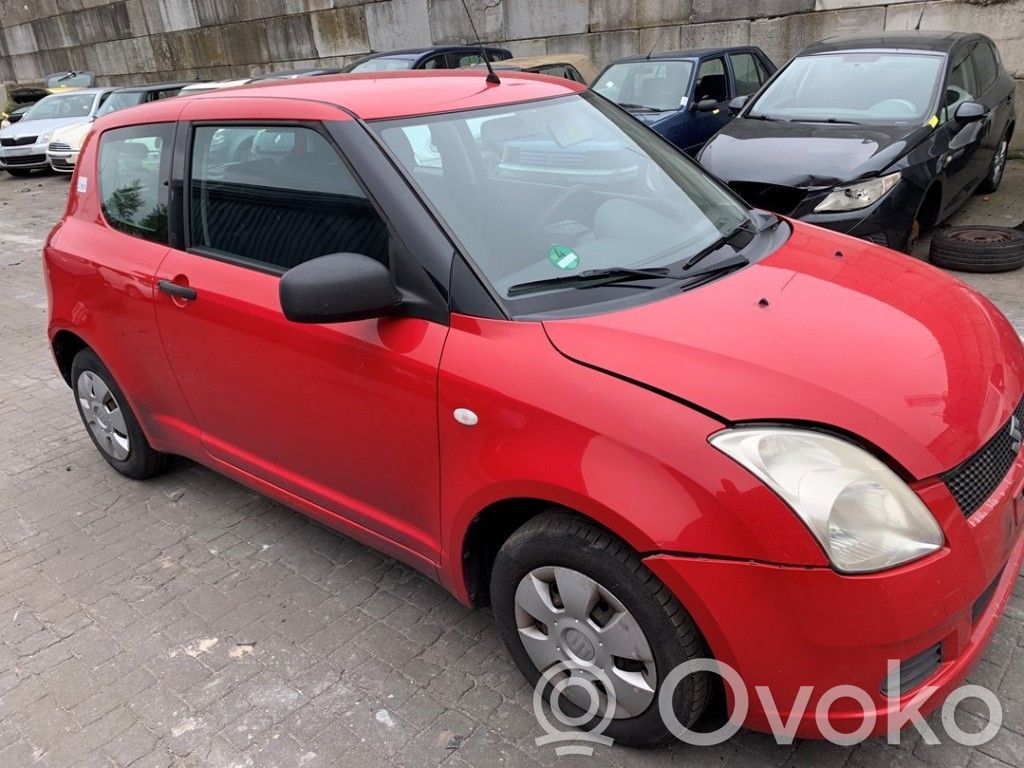 Suzuki Swift I Aizmugurējais tilts 