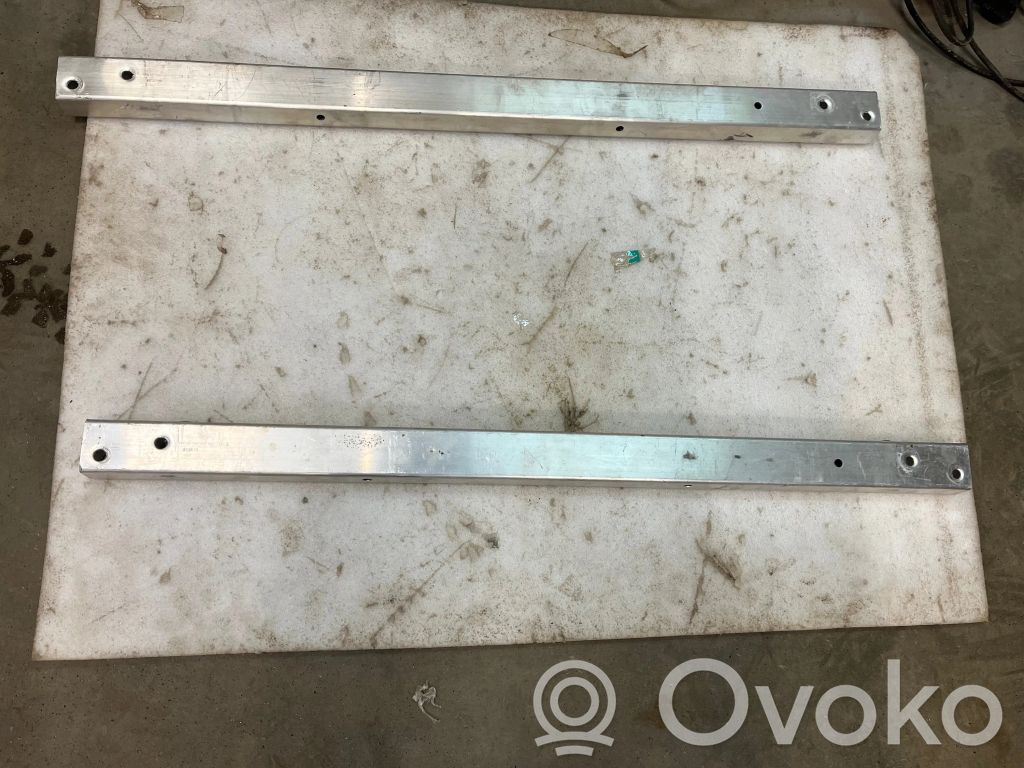 Audi Q7 4M Front bumper cross member 