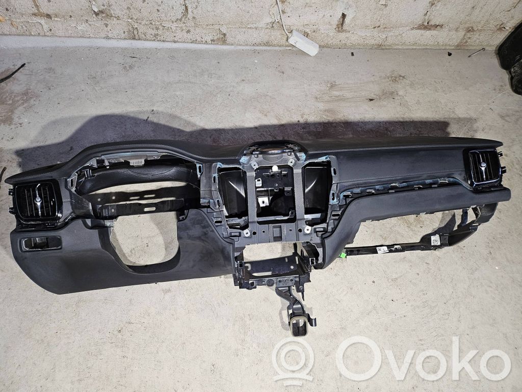 Volvo XC60 Panelė 