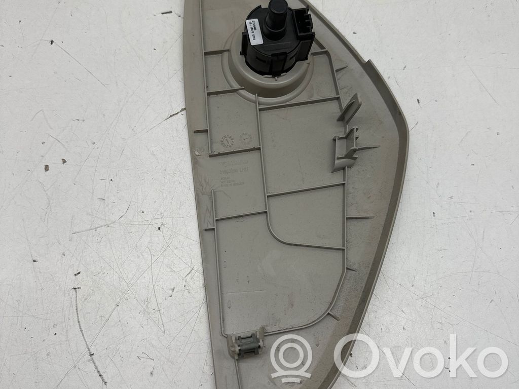 Volvo XC90 Panelės apdailos skydas (šoninis) 