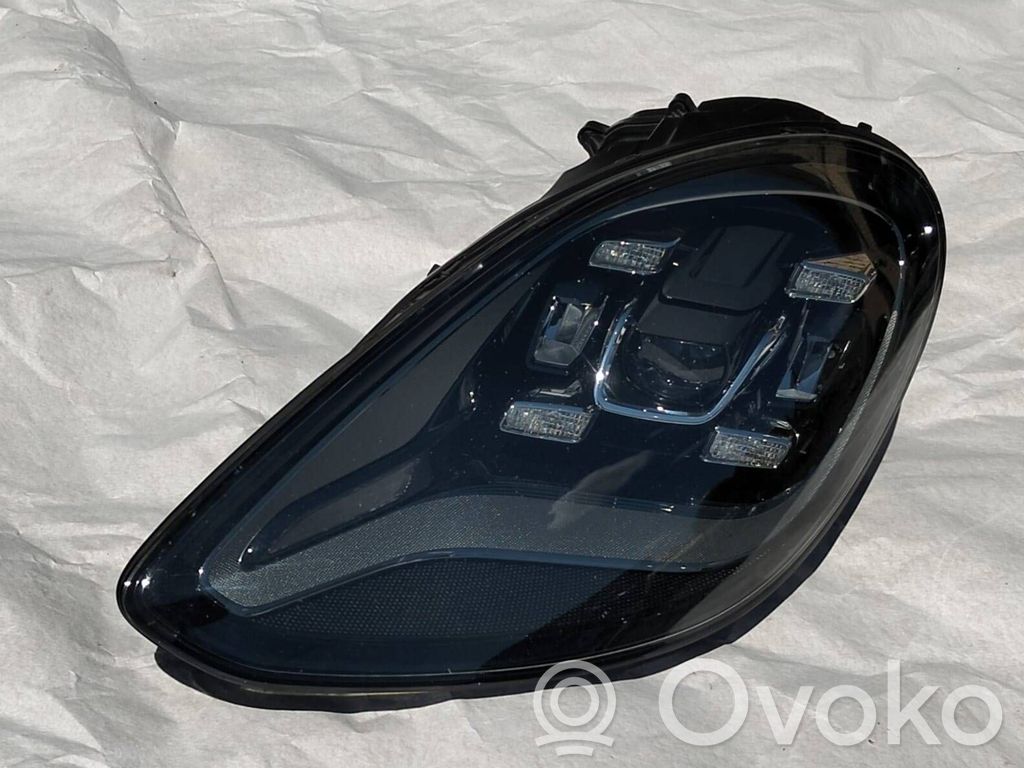 Porsche Panamera (971) Lampa przednia 
