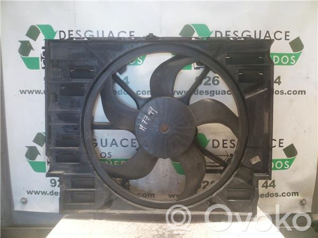 Van refrigerator   L8436001