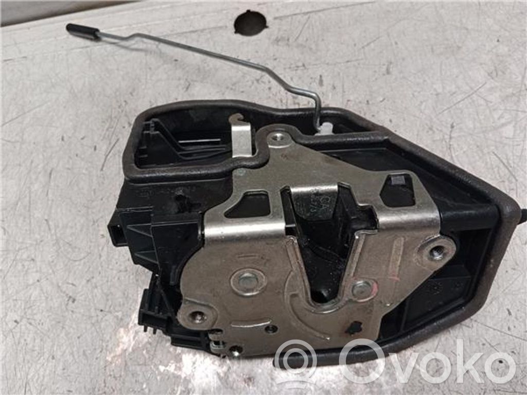 BMW 5 E60 E61 Takaoven lukko 