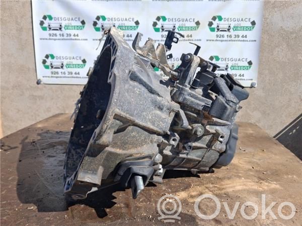 Hyundai i30 Manual 5 speed gearbox 