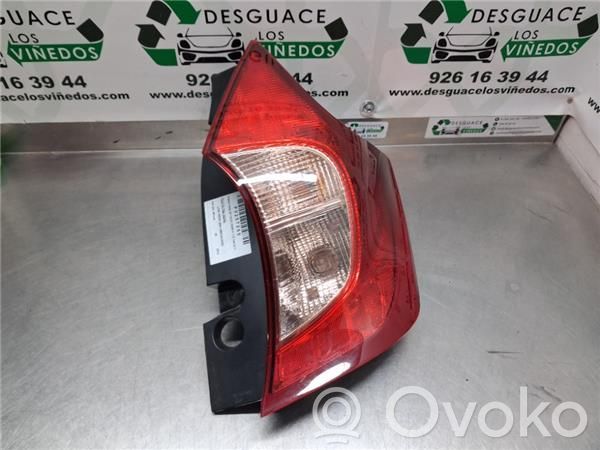 Nissan Note (E11) Takavalon polttimo 