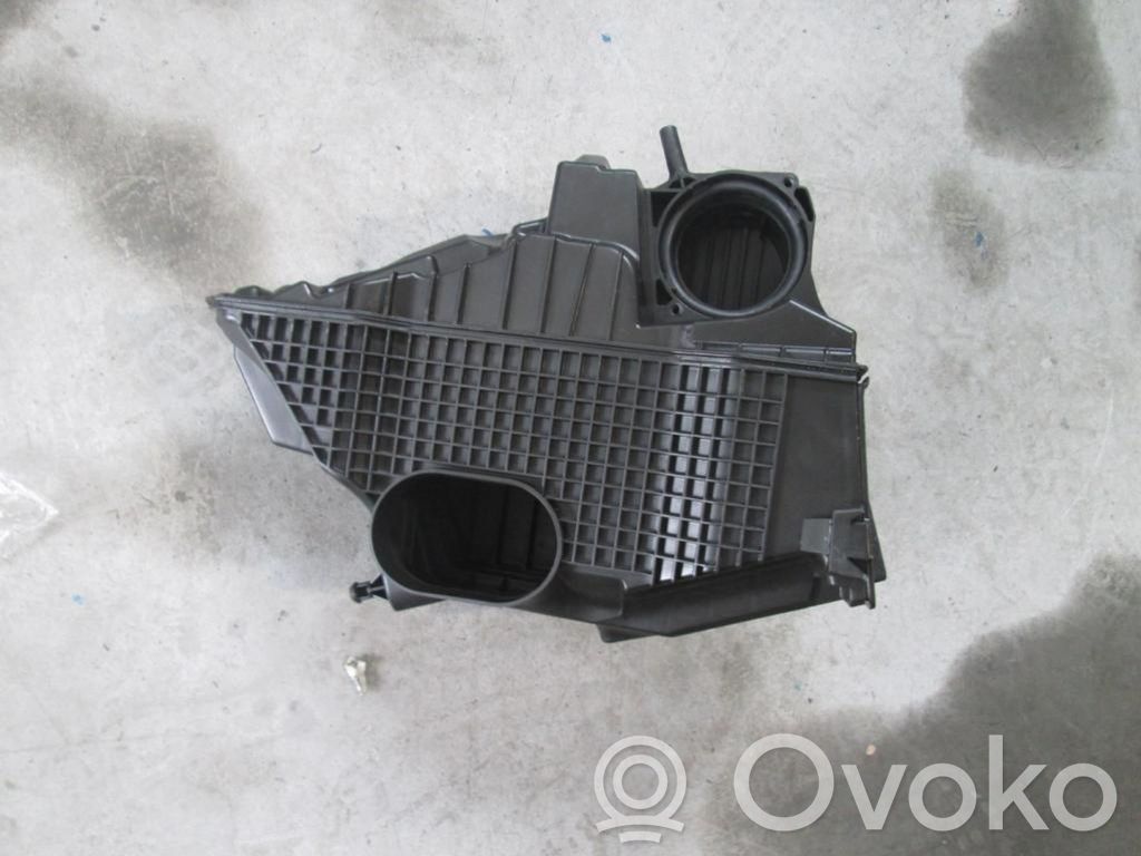Air filter box