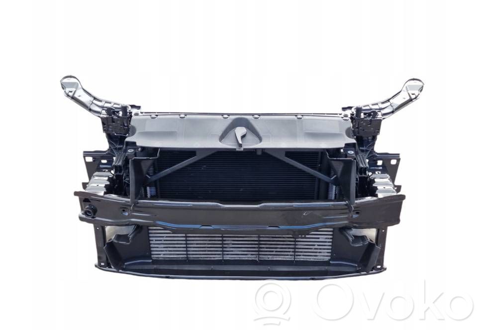 Audi A3 8Y Pas przedni 