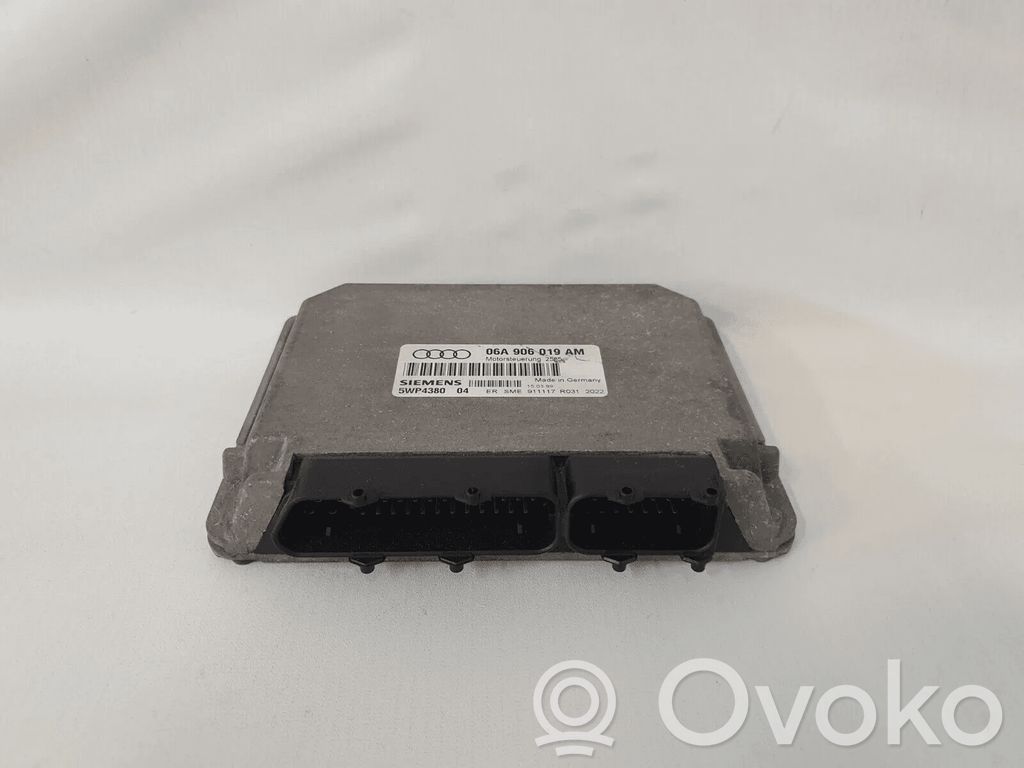 Engine control unit/module ECU   06A906019AM,5WP4380