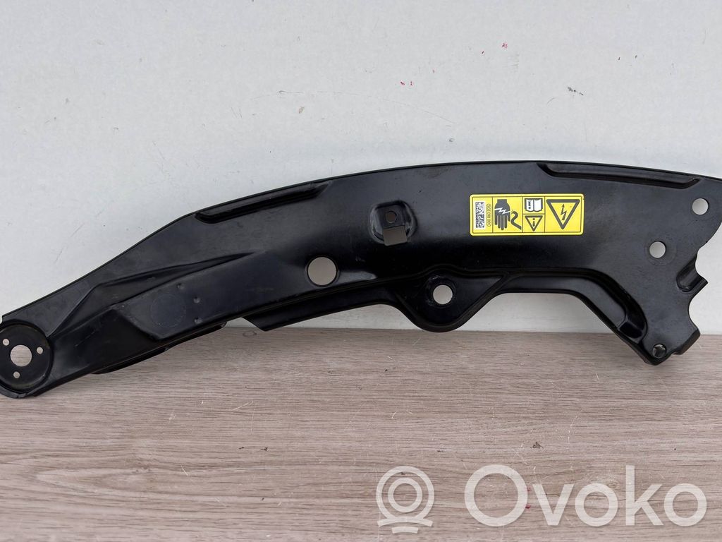 Volkswagen Golf VIII Pannello di supporto del radiatore 