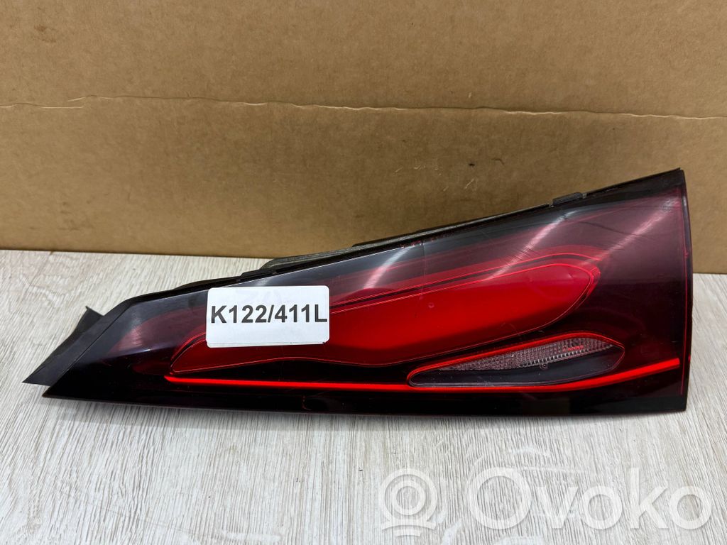 Mercedes-Benz GLC C254 Lampy tylnej klapy bagażnika 