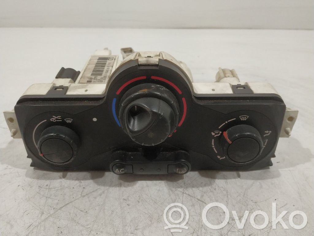 Renault Megane II Climate control unit 