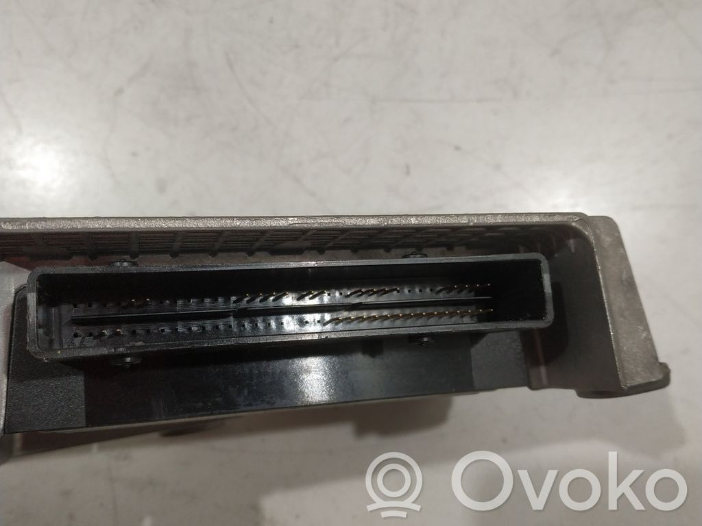 Renault Clio IV Airbag control unit/module 