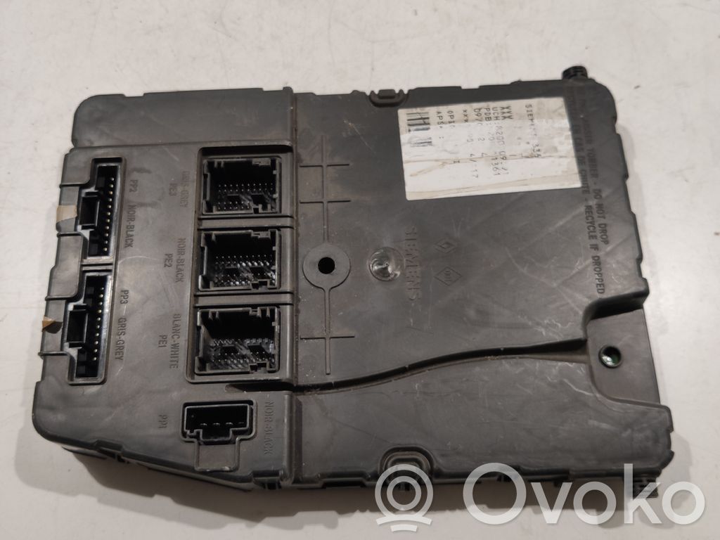Renault Megane II Módulo de confort/conveniencia 