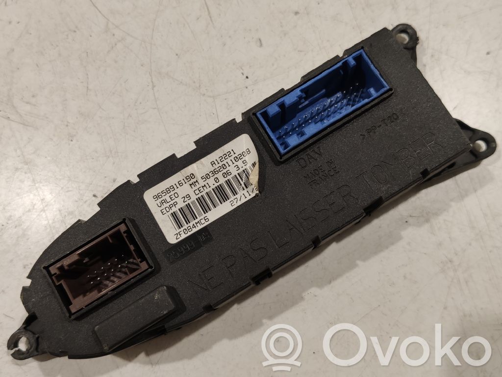 Peugeot 607 Door control unit/module 