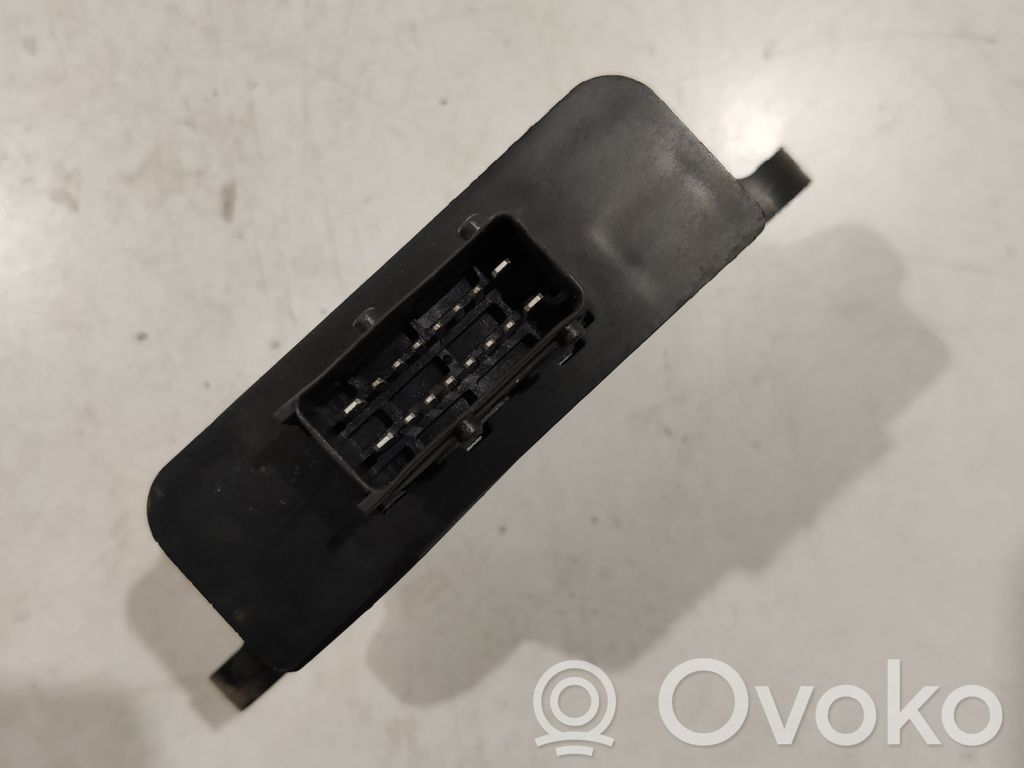 Peugeot 607 Polttoaineen ruiskutuspumpun ohjainlaite/moduuli 