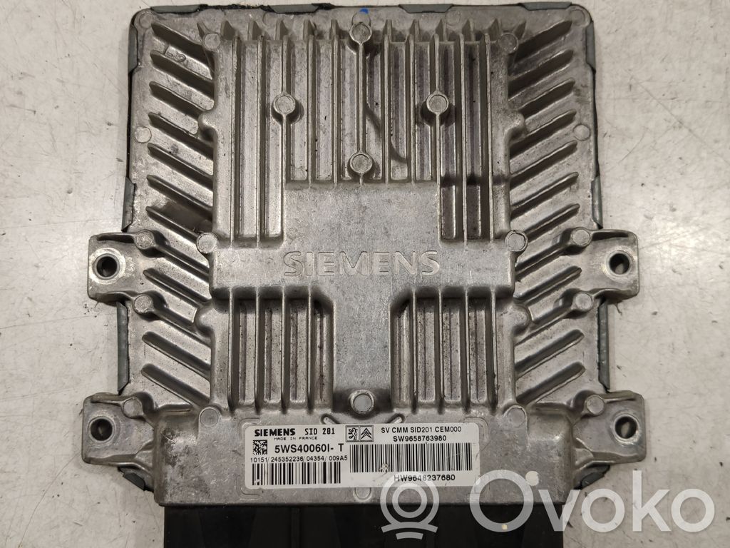 Peugeot 607 Блок управления двигателем ECU 