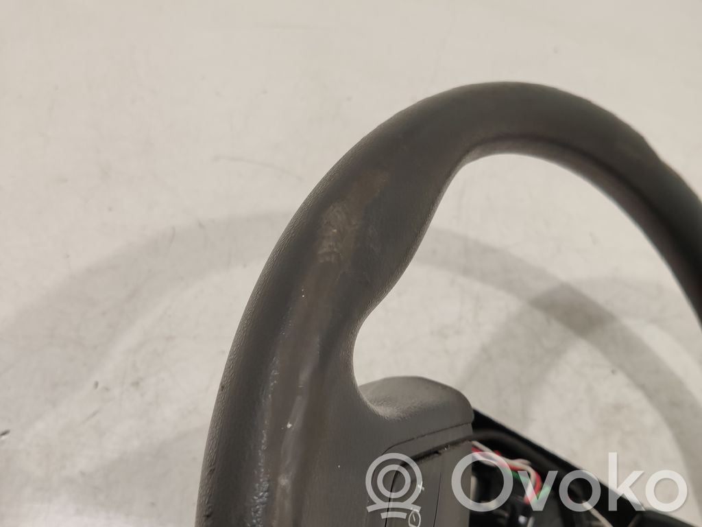 Ohjauspyörä   609581400