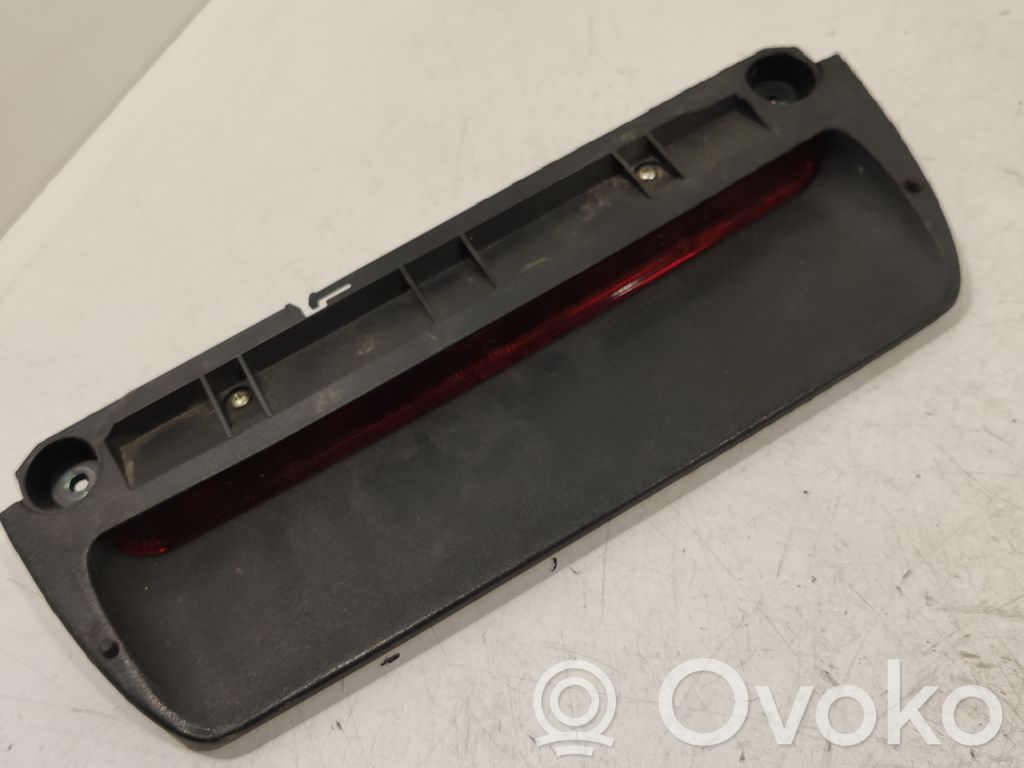 Citroen C5 Third/center stoplight 