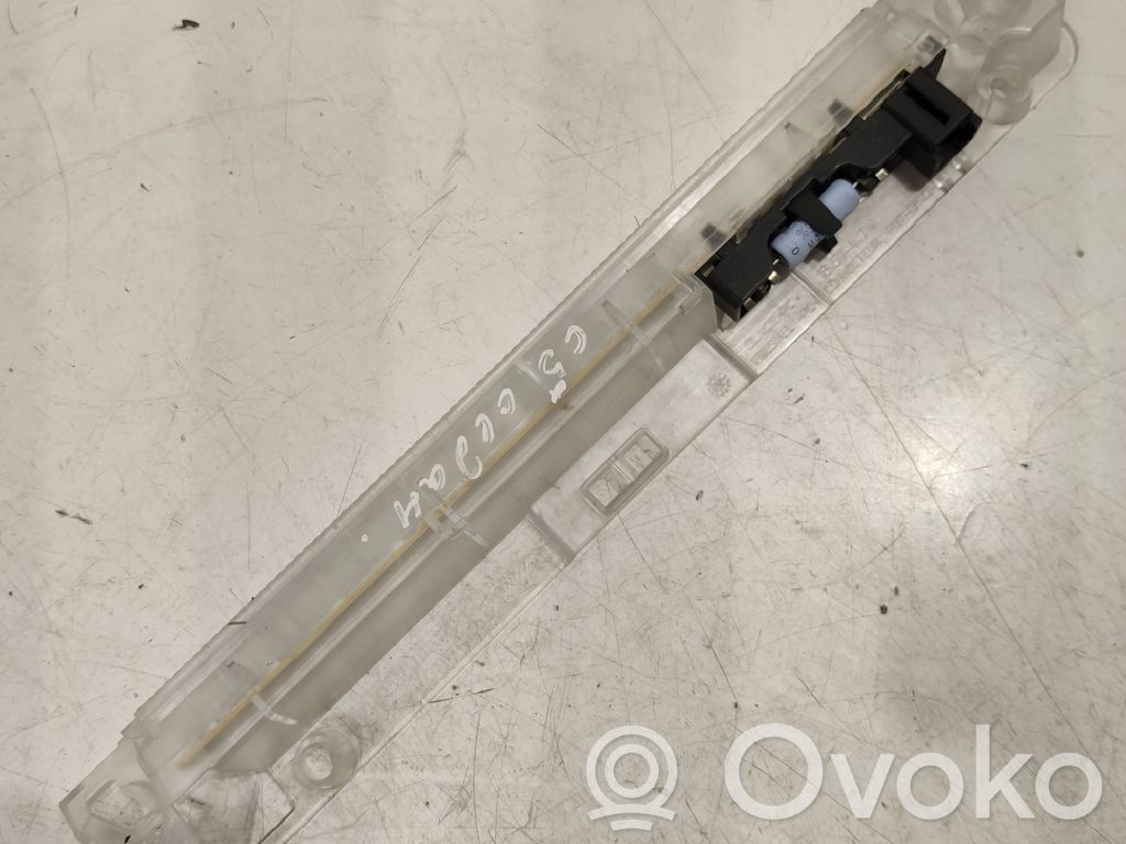 Citroen C5 Third/center stoplight 