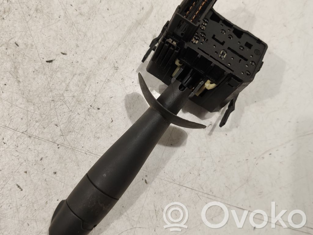 Renault Laguna II Wiper control stalk 