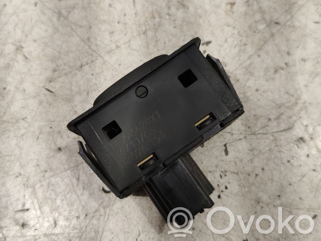 Peugeot 807 Electric window control switch 