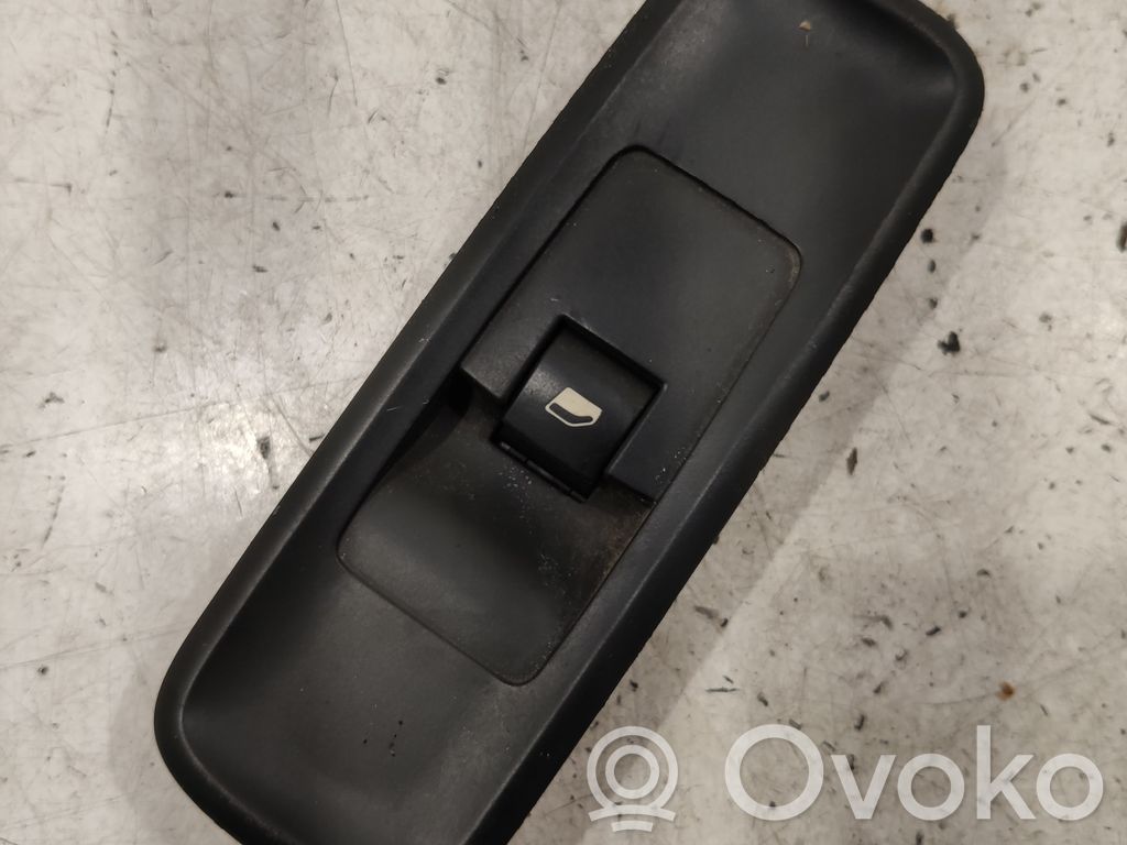 Peugeot 807 Electric window control switch 