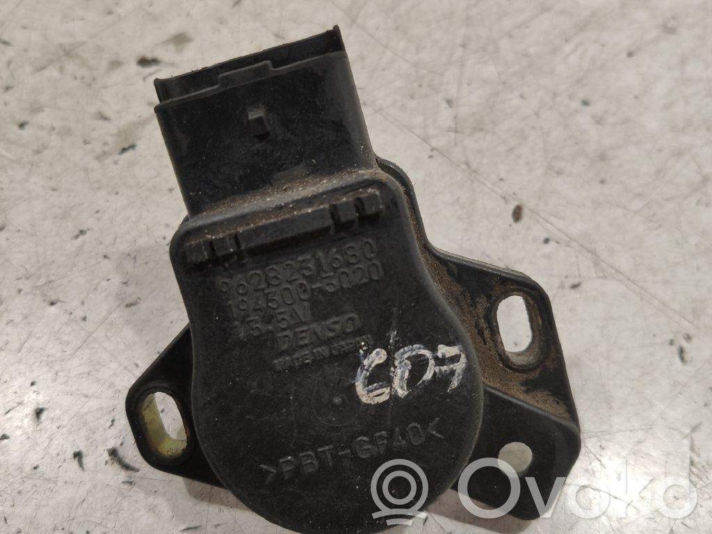 Peugeot 607 Rear air suspension level height sensor 
