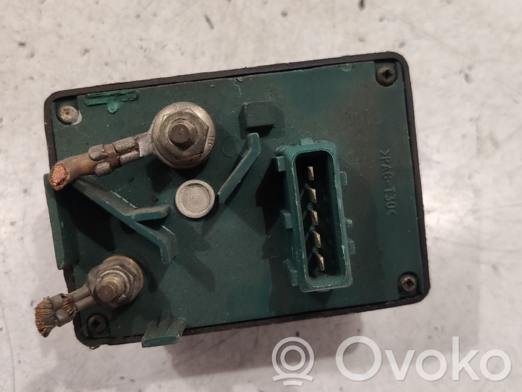 Peugeot 406 Glow plug pre-heat relay 