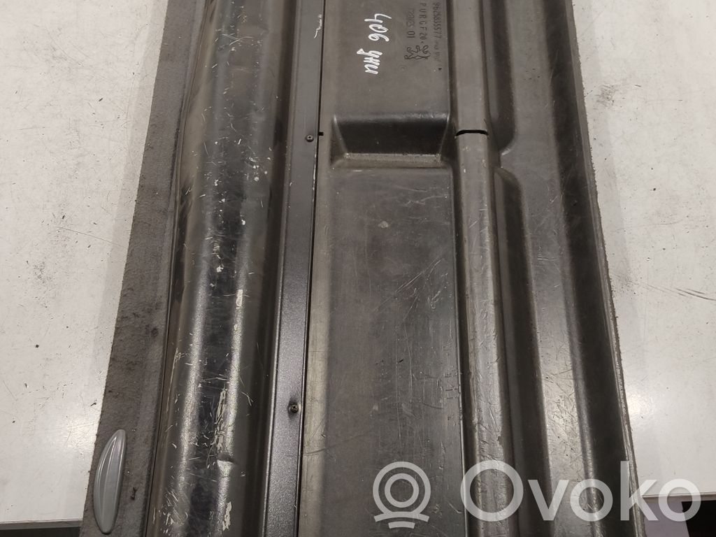 Peugeot 406 Vararenkaan suoja 