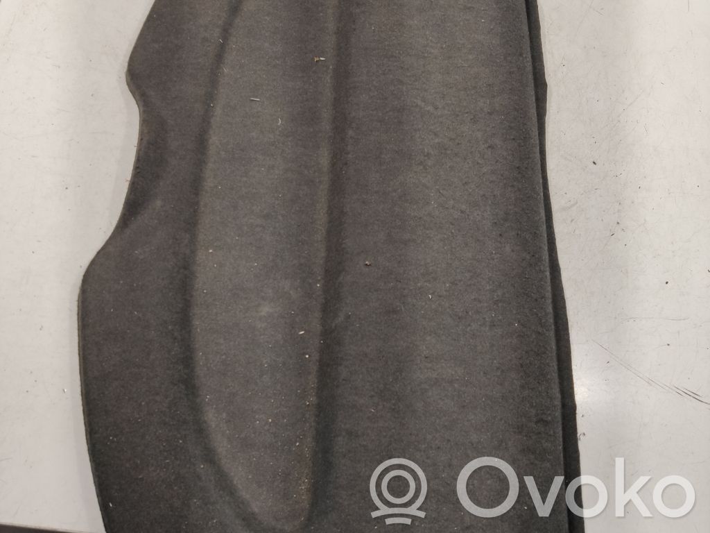 Renault Megane II Vararenkaan suoja 