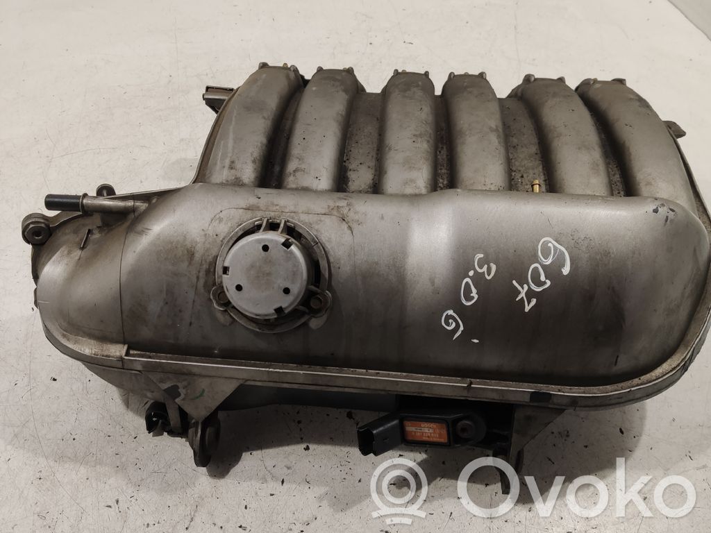 Peugeot 607 Kolektorius įsiurbimo 