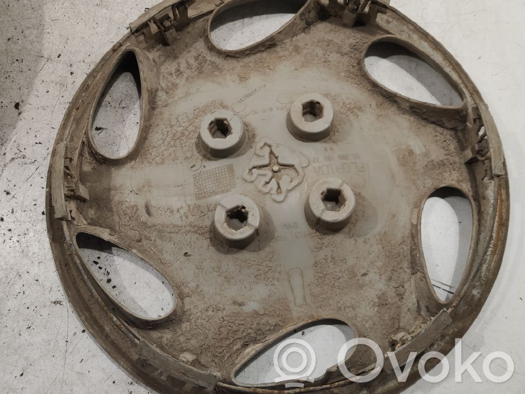 Peugeot 206 R14 wheel hub/cap/trim 