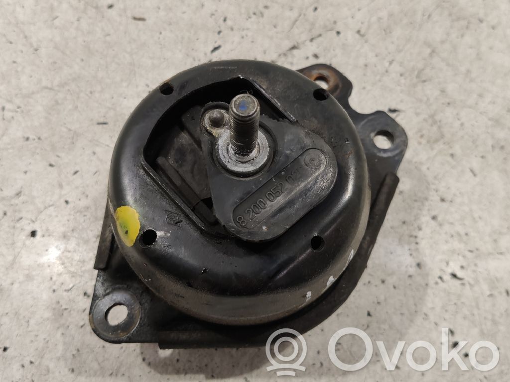Renault Laguna II Engine mount bracket 
