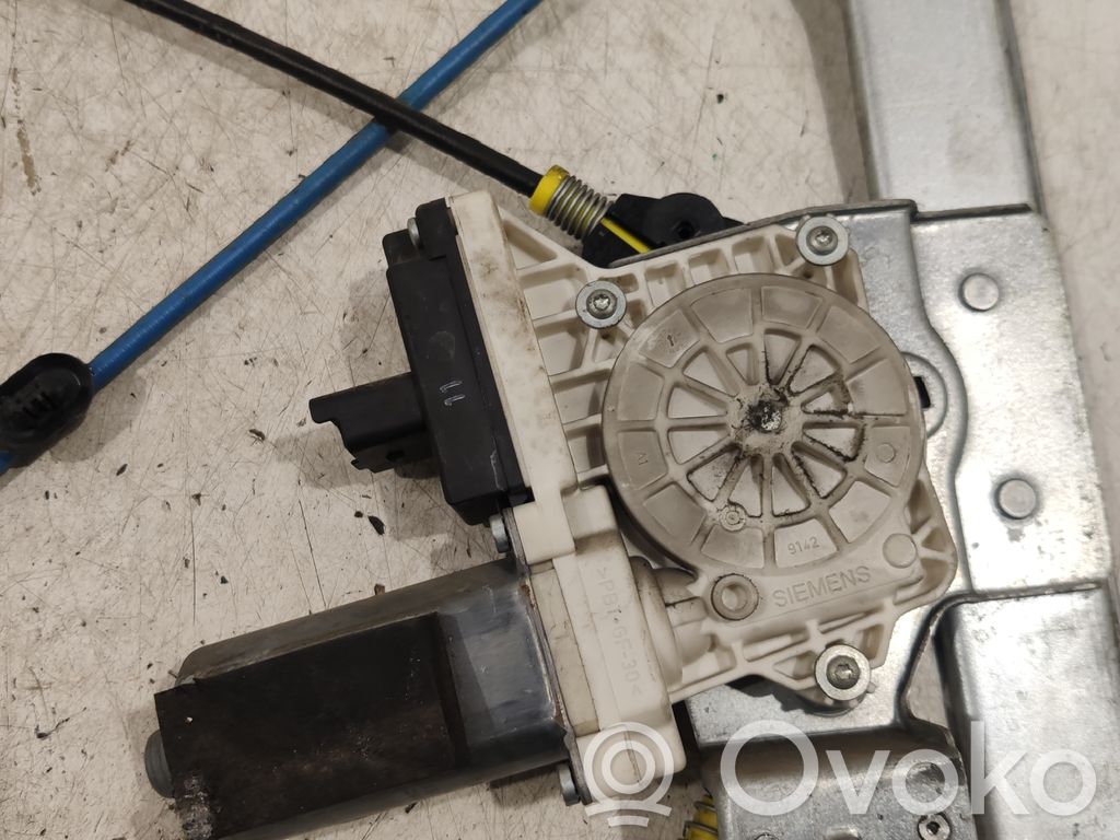 Elektryczny podnośnik szyby drzwi   7746015203