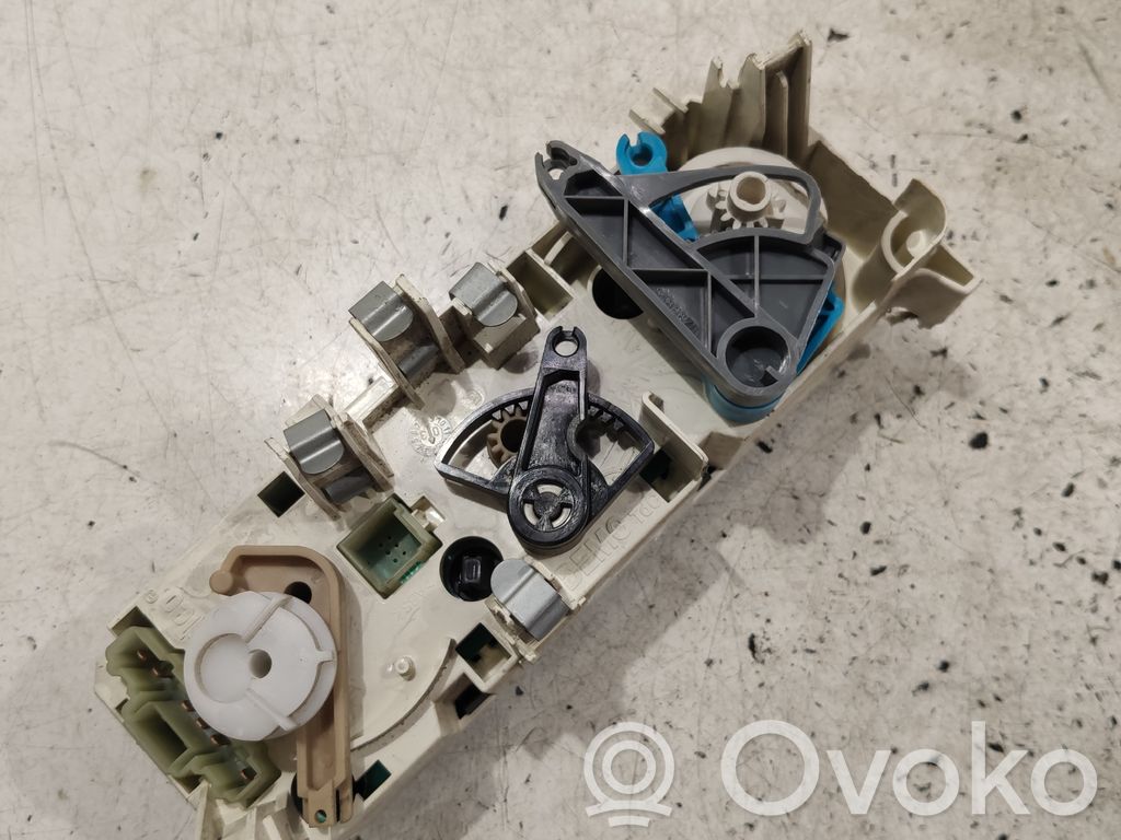 Citroen Berlingo Climate control unit 