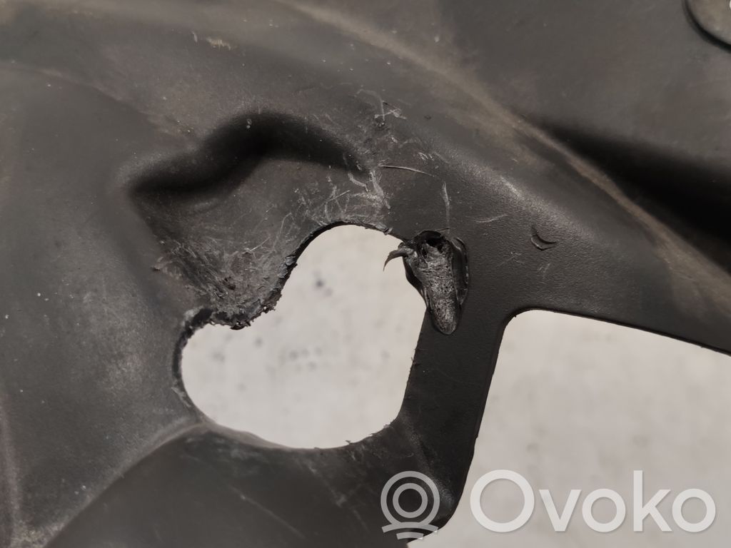 BMW 5 E60 E61 Other engine bay part 