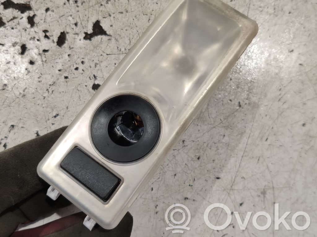BMW 5 E60 E61 Lampka podsufitki tylna 