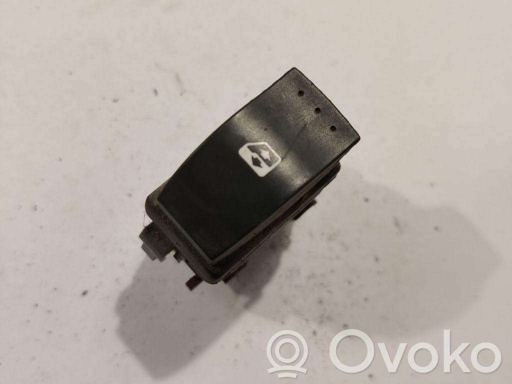 Renault Laguna II Electric window control switch 