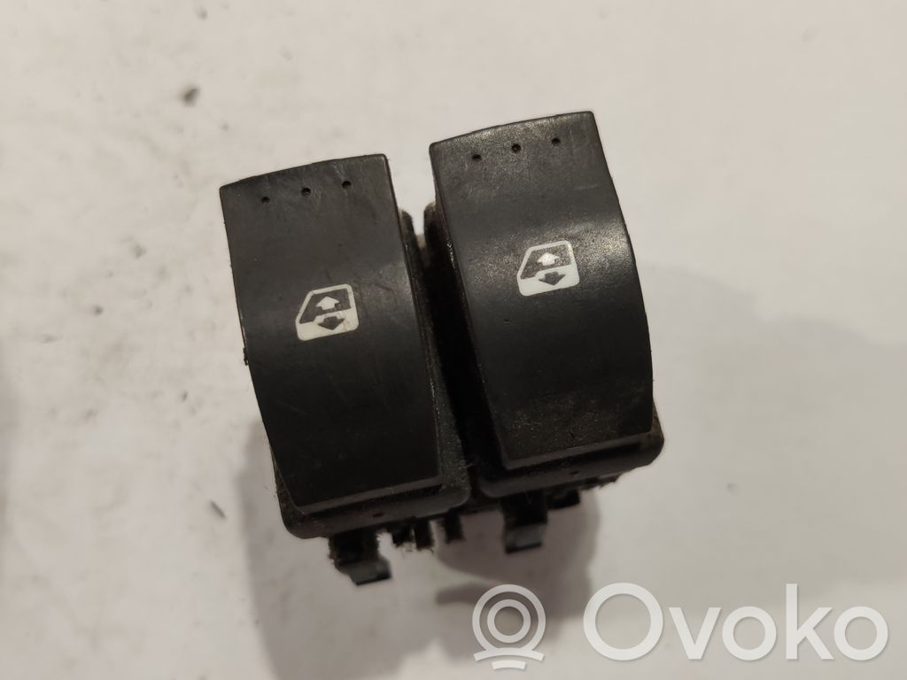 Renault Laguna II Electric window control switch 