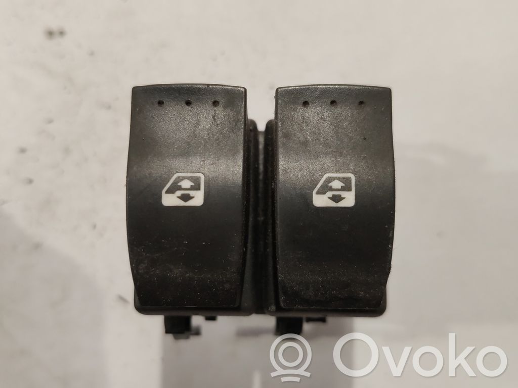 Renault Laguna II Electric window control switch 