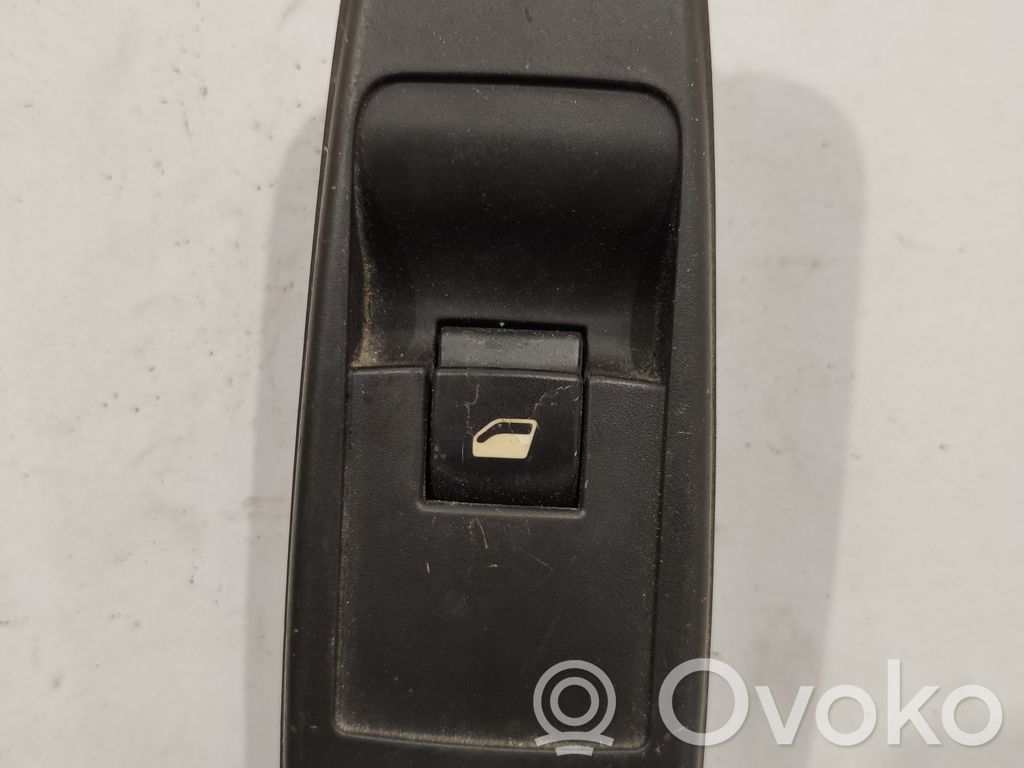 Citroen C4 I Picasso Electric window control switch 