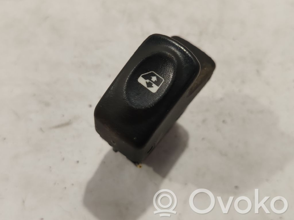 Renault Scenic I Electric window control switch 