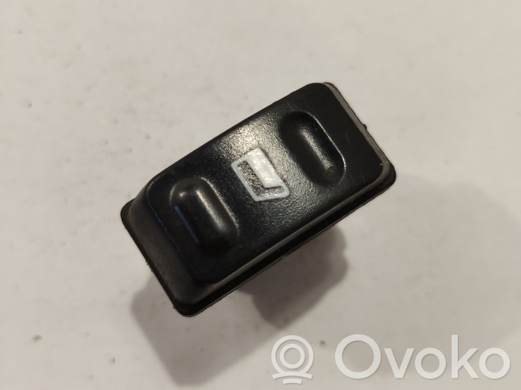 Citroen Xsara Picasso Electric window control switch 