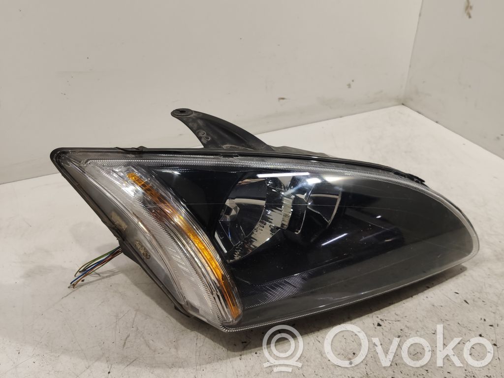 Ford Focus Scheinwerfer 