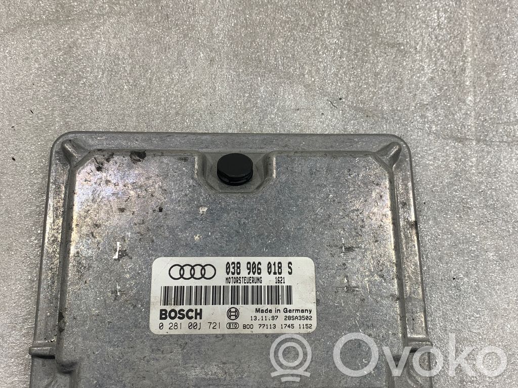 Audi A4 S4 B5 8D Engine control unit/module 