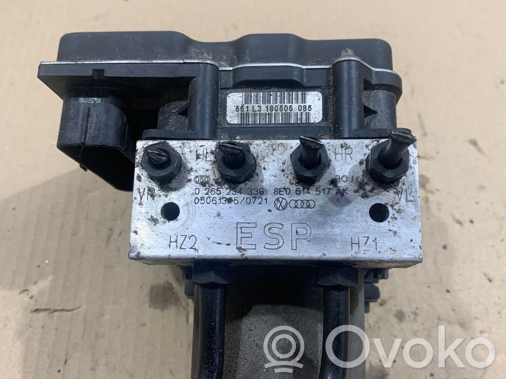 Audi A4 S4 B7 8E 8H ABS-pumppu 