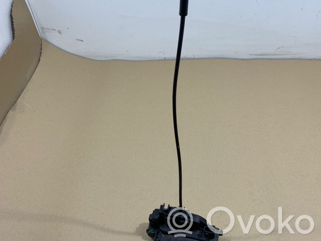 Renault Clio III Priekinė durų spyna 