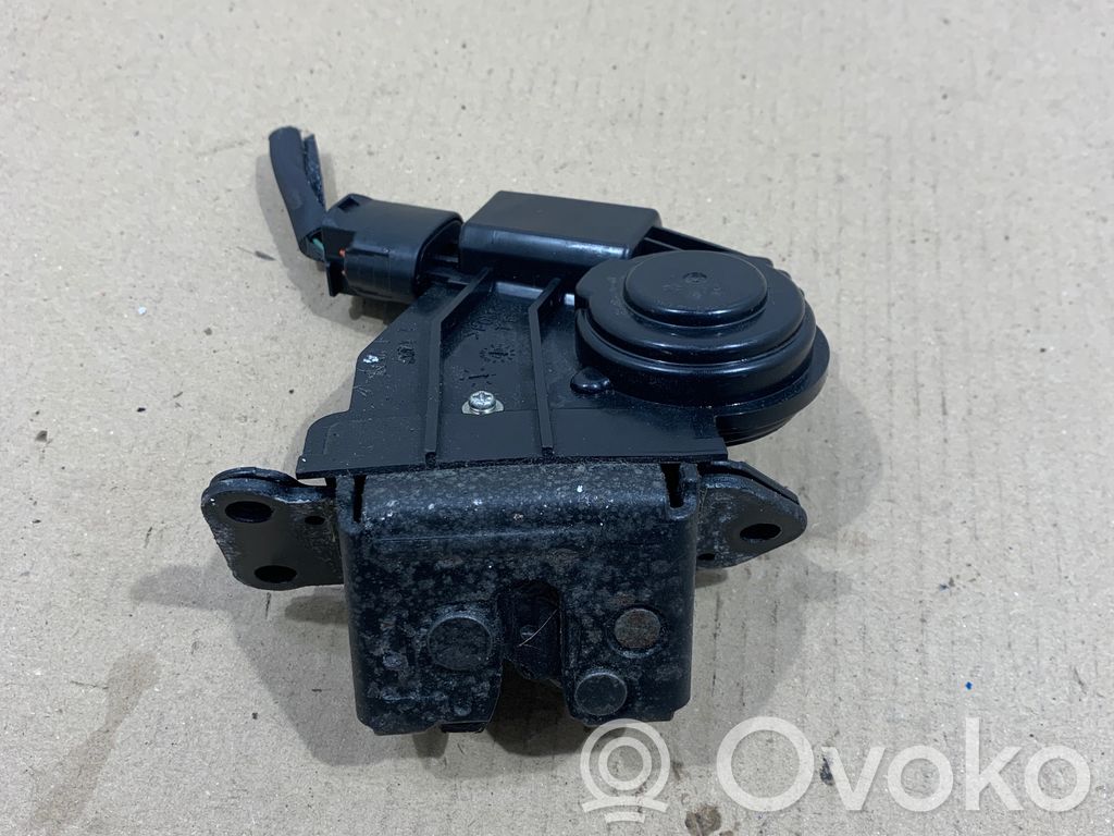 Tailgate/trunk/boot lock/catch/latch