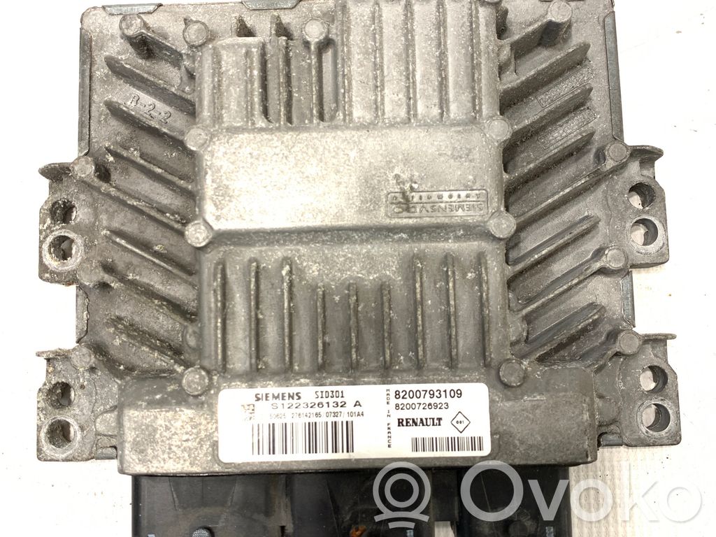 Renault Laguna III Engine control unit/module 